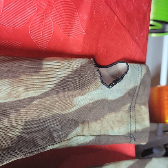 Bundle 5 items for $30 sale - Picture 3 of 4